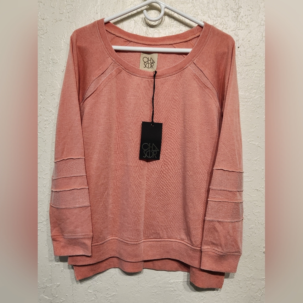 Chaser Reverse Panel Raglan Top Size Medium NWT - Picture 1 of 3